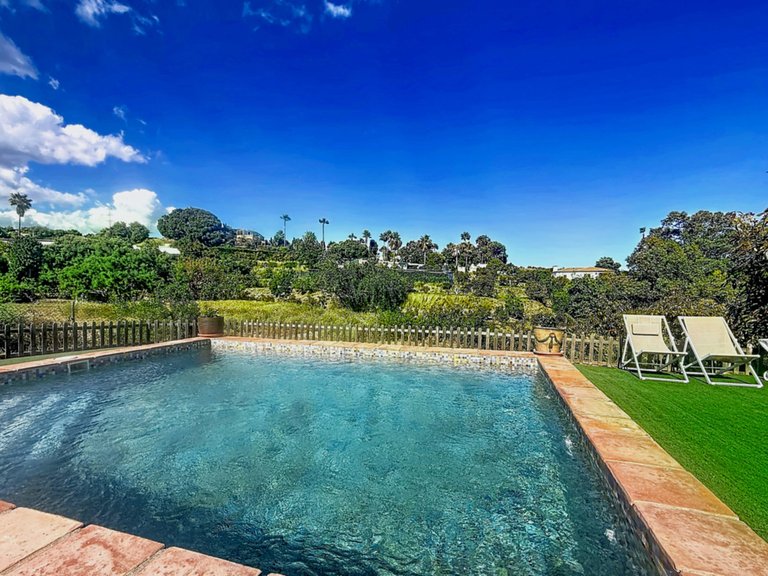 Villa for Sale in Estepona, Malaga 7