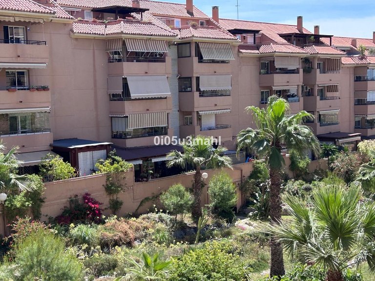 Apartment for Sale in El Palo, Malaga 28