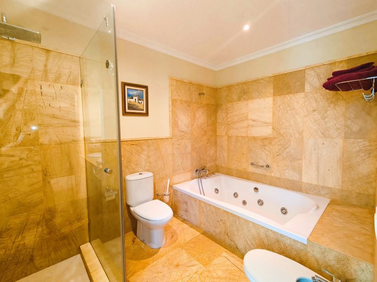 Villa for Sale in San Roque Club, Cadiz 26