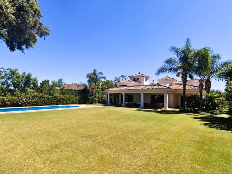 Villa for Sale in San Roque Club, Cadiz 33