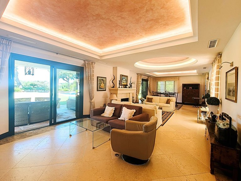 Villa for Sale in San Roque Club, Cadiz 4