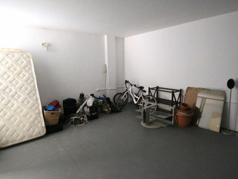 Villa for Sale in Los Pacos, Malaga 23