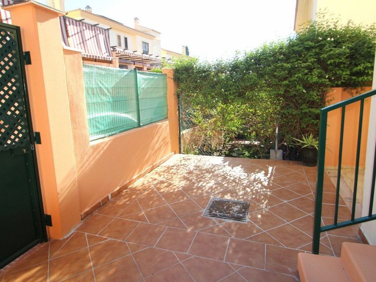 Villa for Sale in Los Pacos, Malaga 30