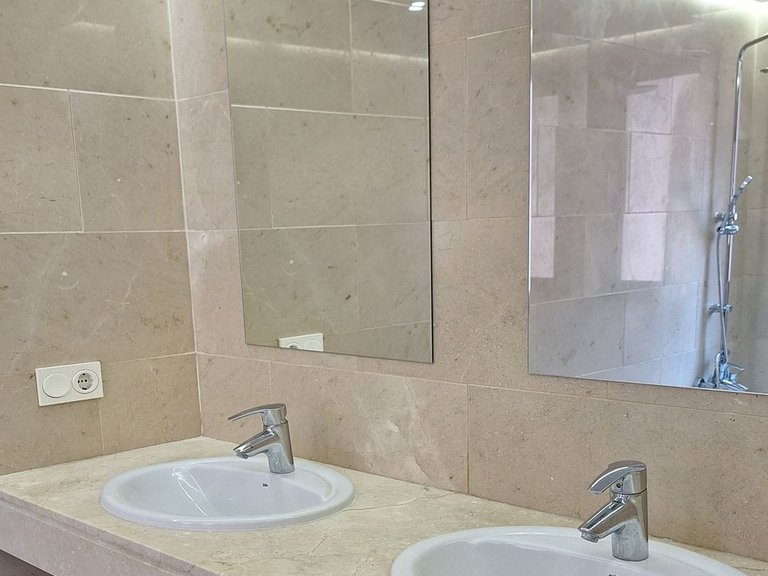 Apartment for Sale in La Duquesa, Malaga 26