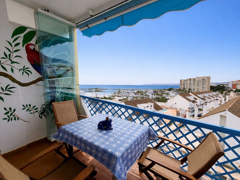 Apartment for Sale in Estepona, Malaga 1