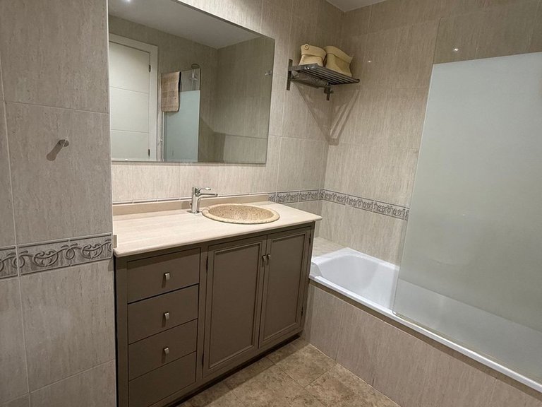 Apartment for Sale in Marbella, Malaga 9
