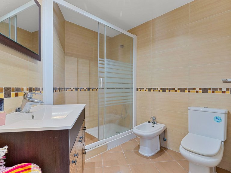 Apartment for Sale in Fuengirola, Malaga 16