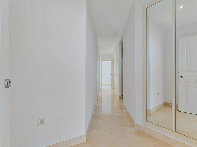 Apartment for Sale in Fuengirola, Malaga 18