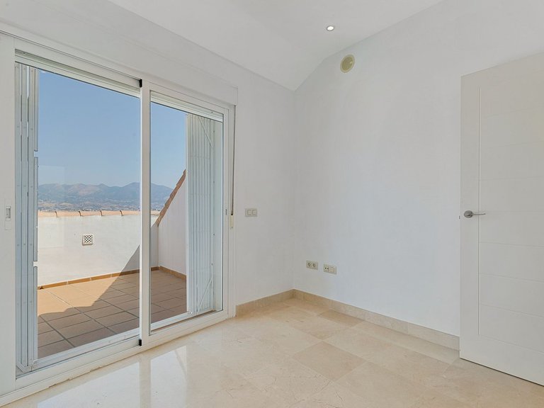 Apartment for Sale in Fuengirola, Malaga 19