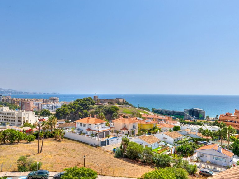 Apartment for Sale in Fuengirola, Malaga 2