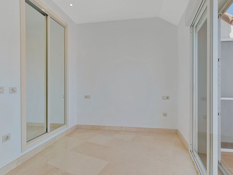Apartment for Sale in Fuengirola, Malaga 20