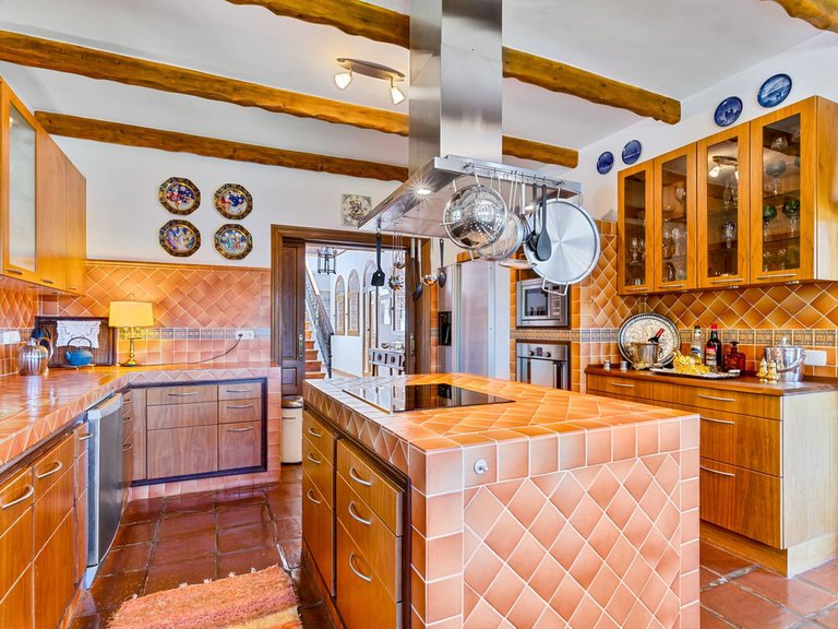 Villa for Sale in Coín, Malaga 10