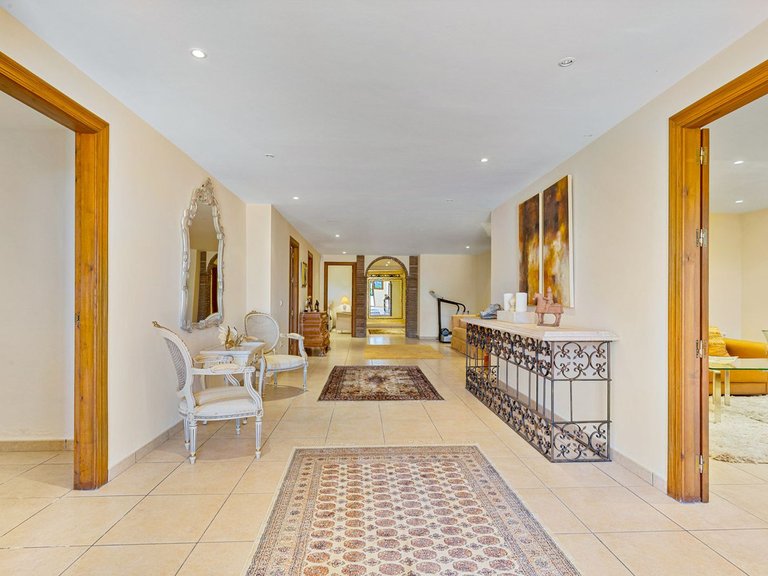 Villa for Sale in Coín, Malaga 15