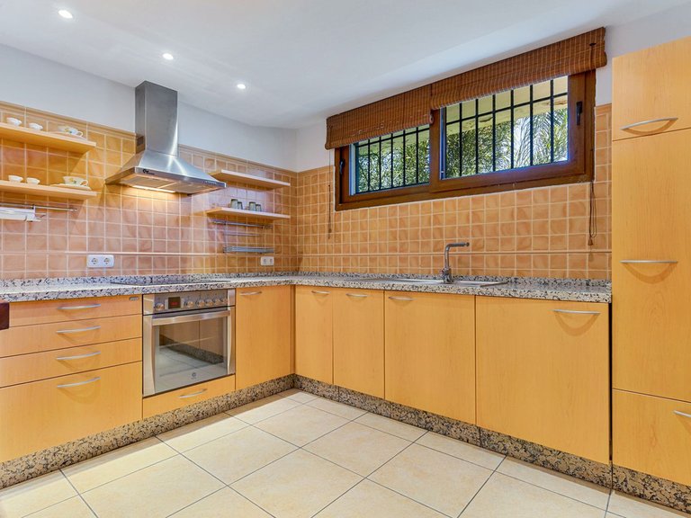 Villa for Sale in Coín, Malaga 22