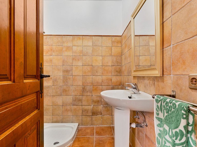 Villa for Sale in Coín, Malaga 32