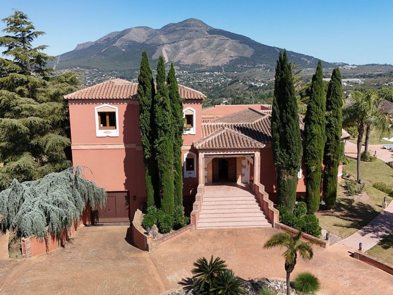Villa for Sale in Coín, Malaga 67
