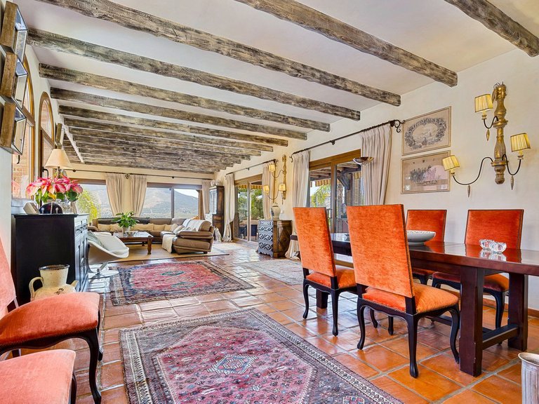 Villa for Sale in Coín, Malaga 7