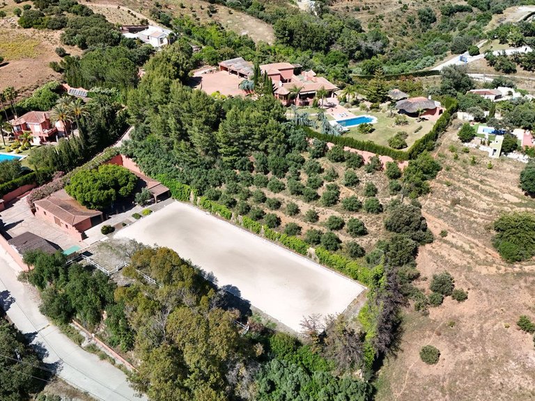 Villa for Sale in Coín, Malaga 70