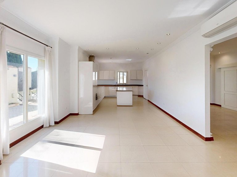 Villa for Sale in Sotogrande Costa, Cadiz 11