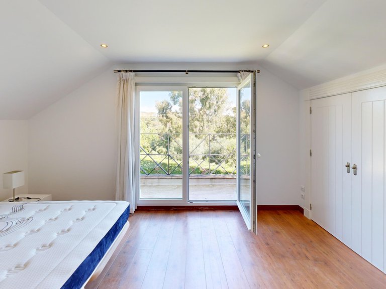 Villa for Sale in Sotogrande Costa, Cadiz 13