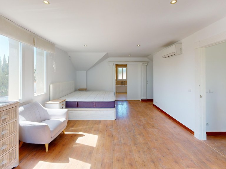 Villa for Sale in Sotogrande Costa, Cadiz 17