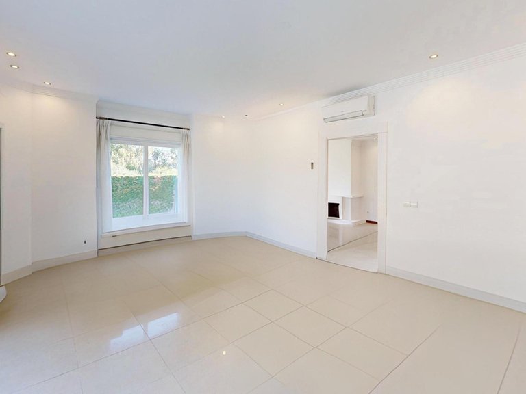 Villa for Sale in Sotogrande Costa, Cadiz 33