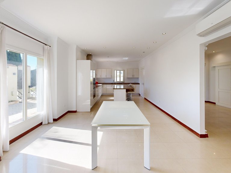 Villa for Sale in Sotogrande Costa, Cadiz 35