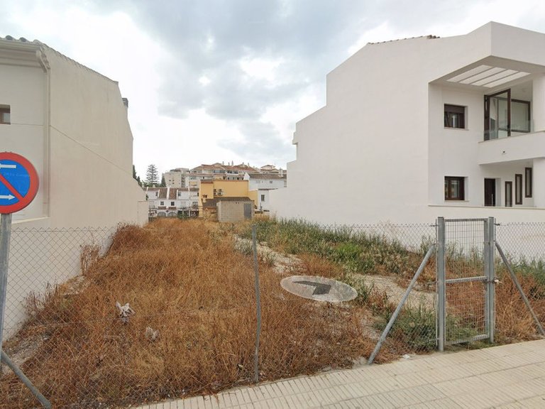 Plot for Sale in Los Boliches, Malaga 3