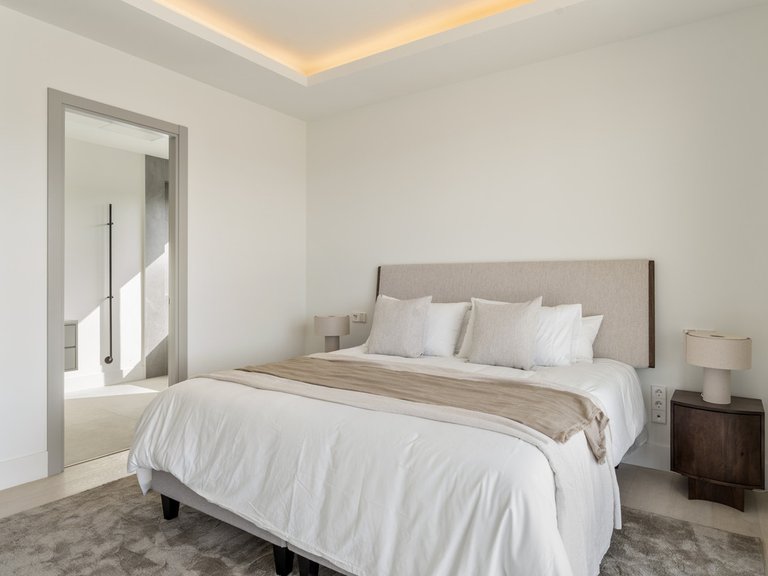 Villa for Sale in Estepona, Malaga 10