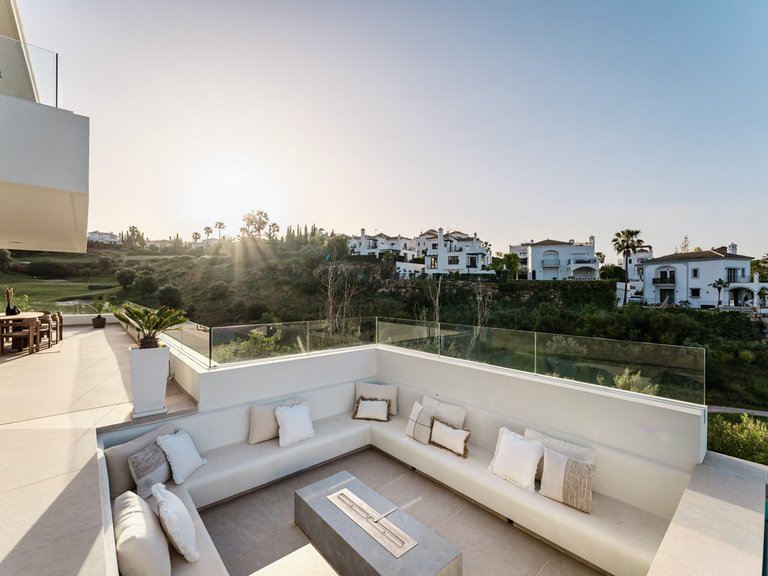 Villa for Sale in Estepona, Malaga 24