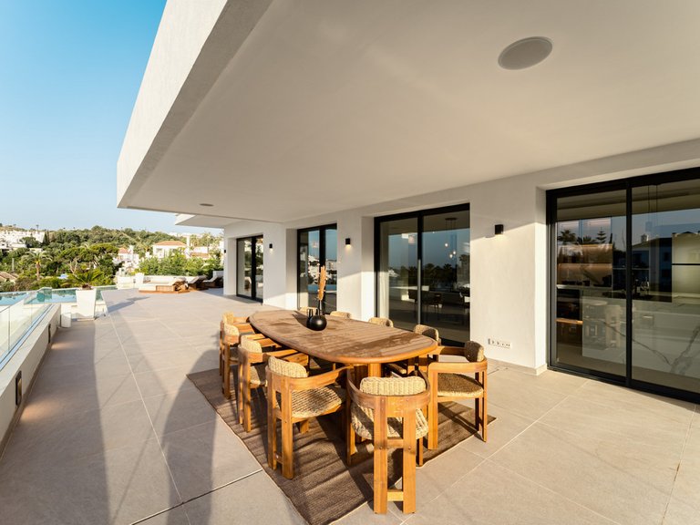 Villa for Sale in Estepona, Malaga 25