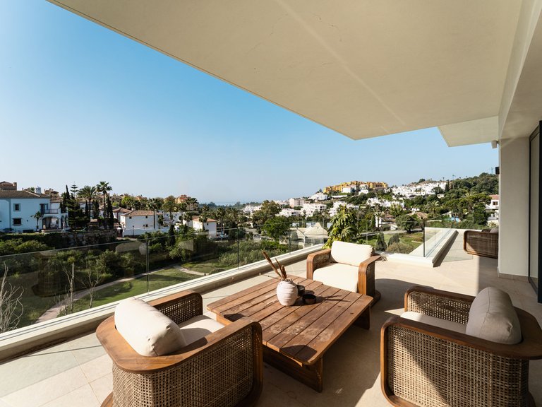 Villa for Sale in Estepona, Malaga 26