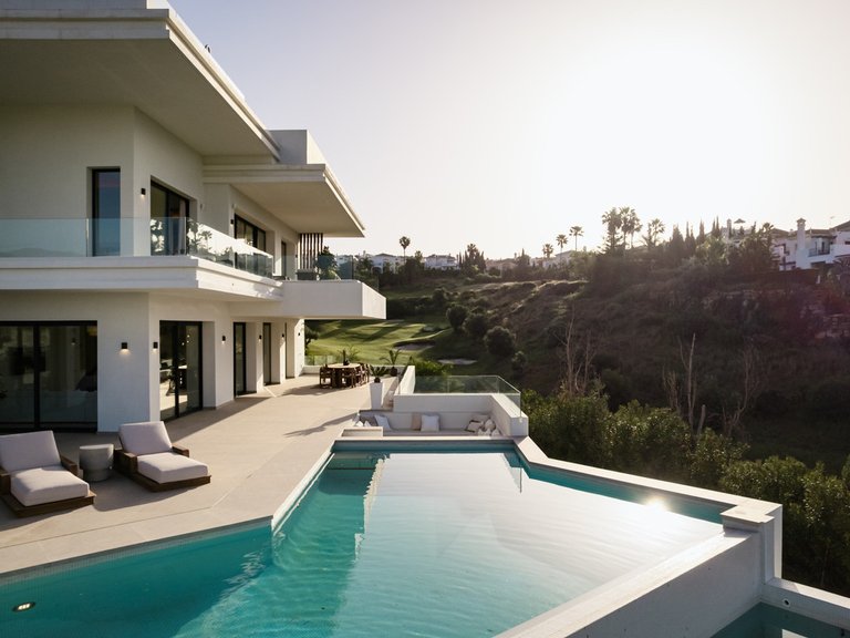 Villa for Sale in Estepona, Malaga 32
