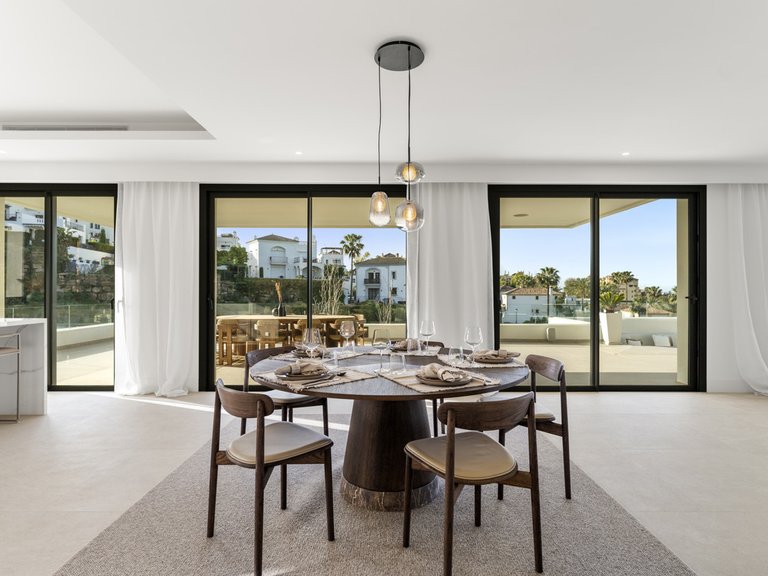 Villa for Sale in Estepona, Malaga 6