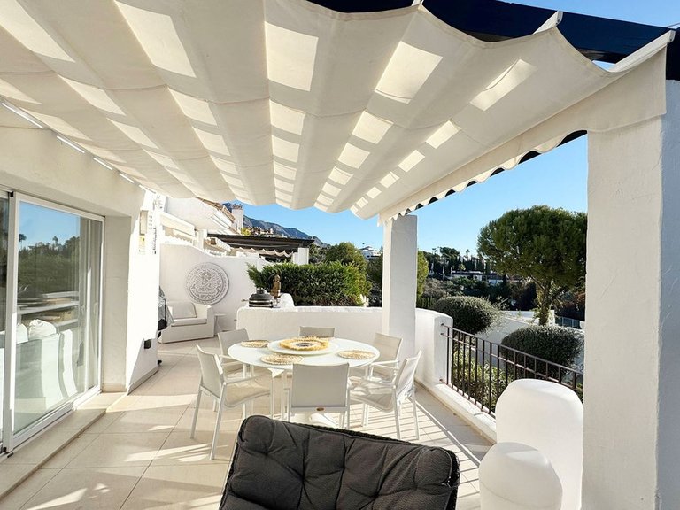 Apartment for Sale in Nueva Andalucía, Malaga 3