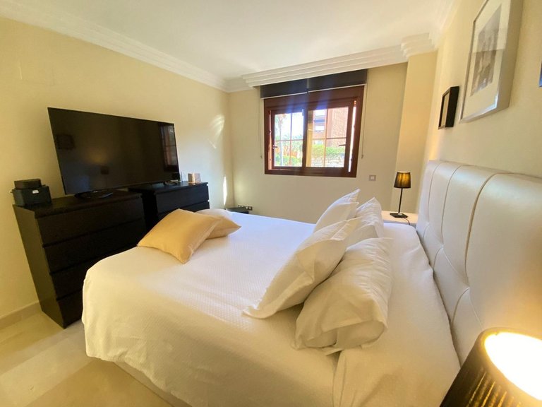 Apartment for Sale in Benahavís, Malaga 12