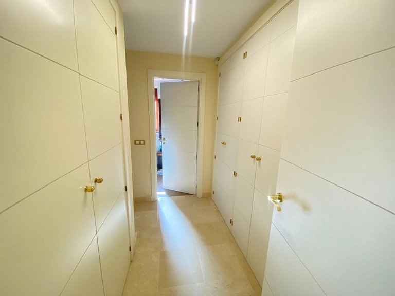 Apartment for Sale in Benahavís, Malaga 19