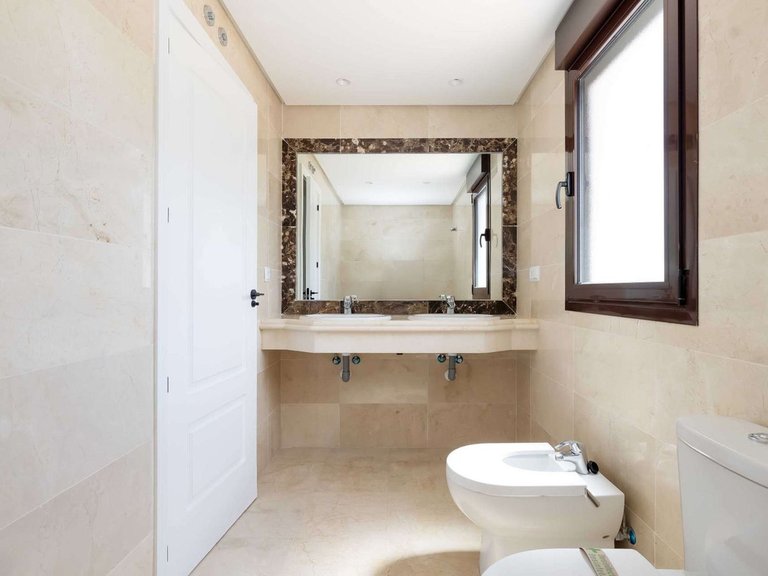 Town House for Sale in Estepona, Malaga 7