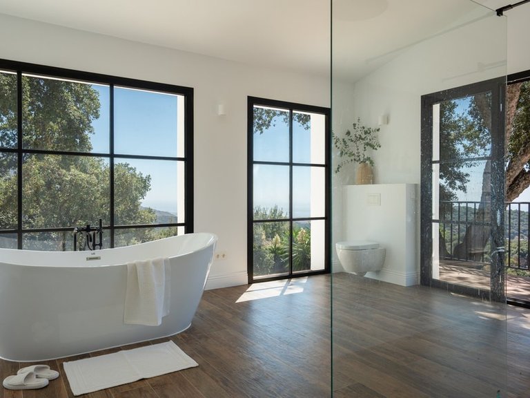 Villa for Sale in Casares, Malaga 14