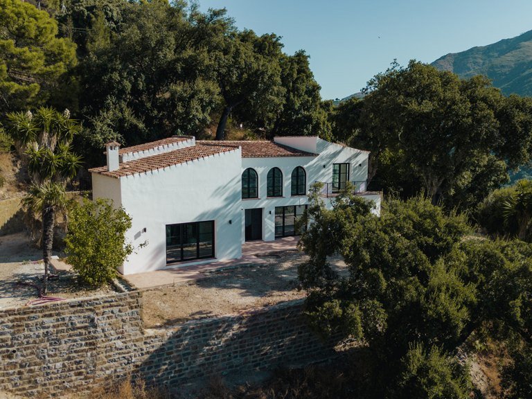 Villa for Sale in Casares, Malaga 26