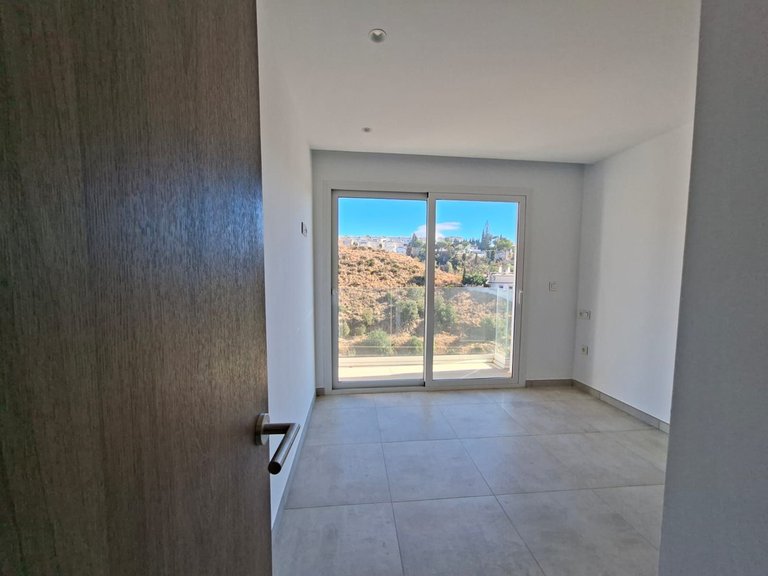 Villa for Sale in Fuengirola, Malaga 23