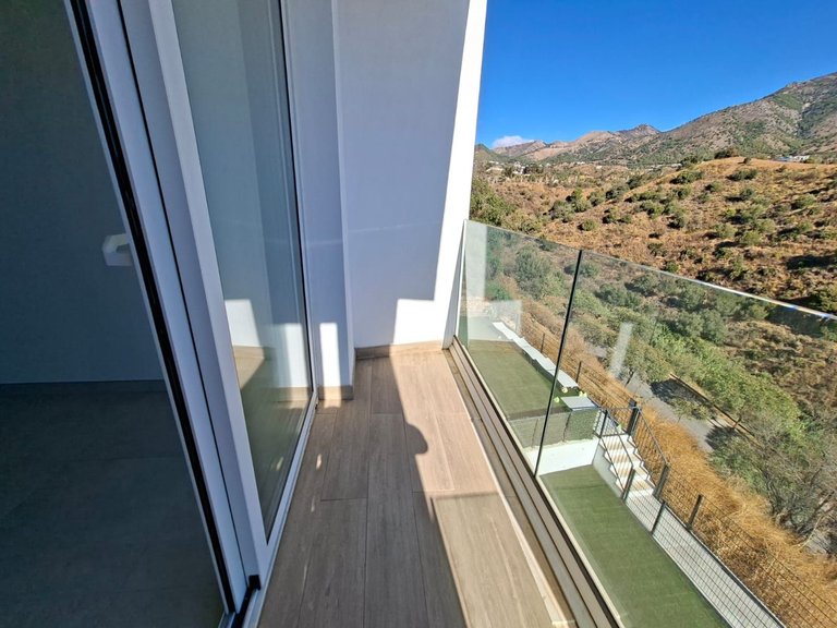 Villa for Sale in Fuengirola, Malaga 27