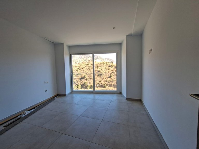 Villa for Sale in Fuengirola, Malaga 35