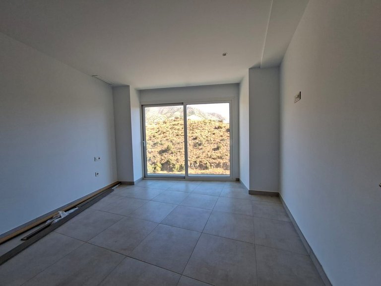 Villa for Sale in Fuengirola, Malaga 39