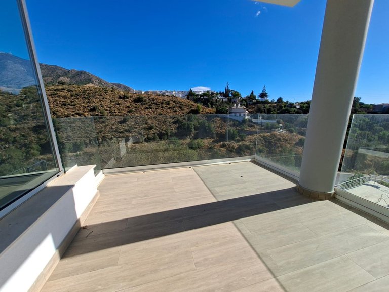 Villa for Sale in Fuengirola, Malaga 41