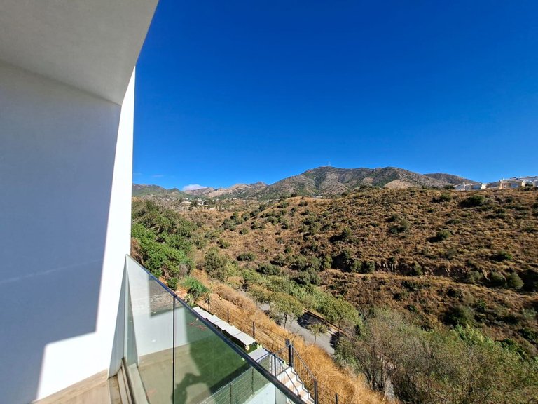 Villa for Sale in Fuengirola, Malaga 45