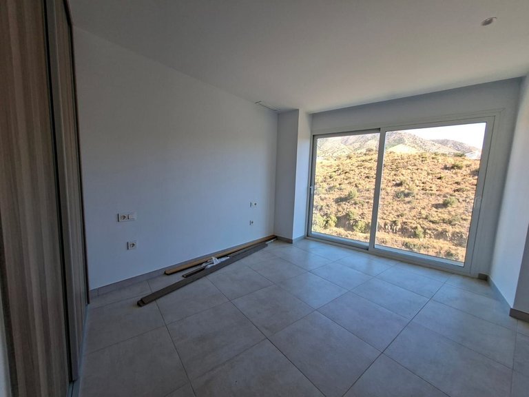 Villa for Sale in Fuengirola, Malaga 54
