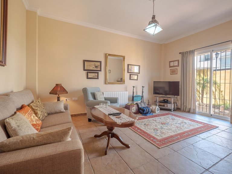 Villa for Sale in Alhaurín El Grande, Malaga 10