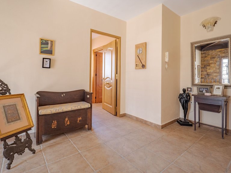 Villa for Sale in Alhaurín El Grande, Malaga 21