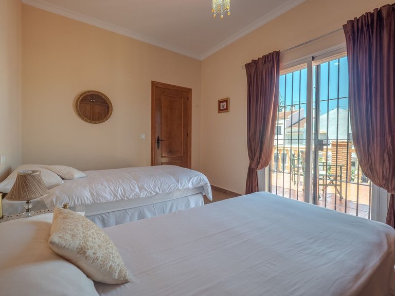 Villa for Sale in Alhaurín El Grande, Malaga 23